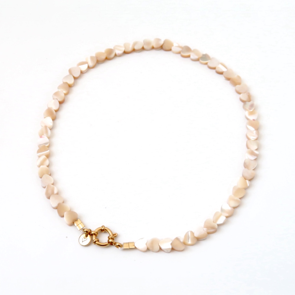 Necklace | Seashelly hearts beige