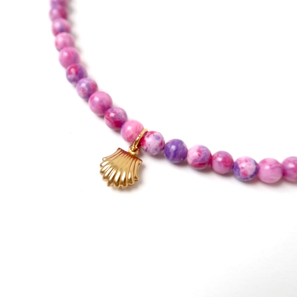 Necklace | Purple fuchsia shell