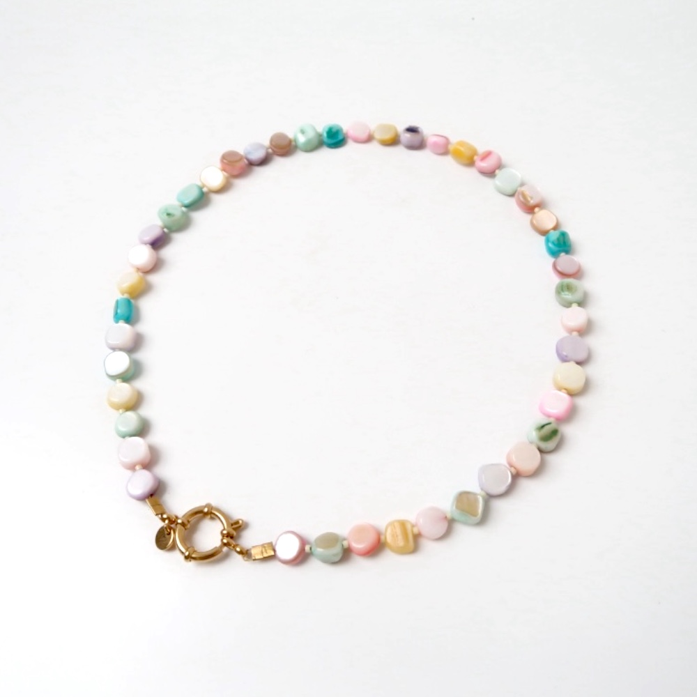Necklace | Necklace shell cube pastel