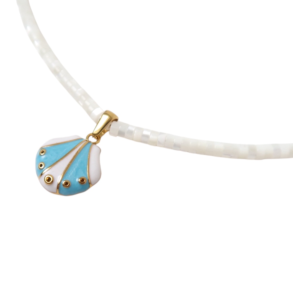 Necklace | Shell disc white alt view